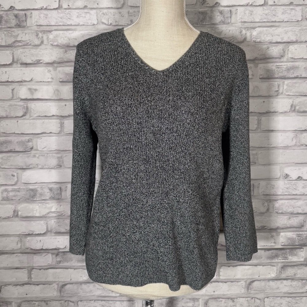 Croft & Barrow Charcoal and White Knit Top